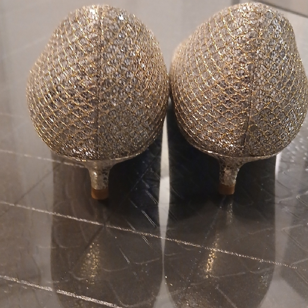 ✨ **Jimmy Choo Isabel Peep-Toe Pumps – Champagne Glitter Elegance** ✨ - Picture 5 of 9